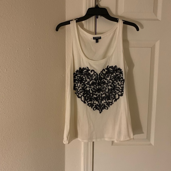 Express Tank Top with heart design - Picture 2 of 5